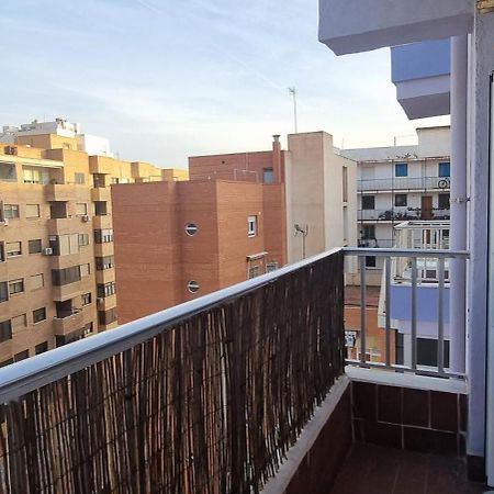 Apartamento En Paseo Maritimo Almeria Luaran gambar