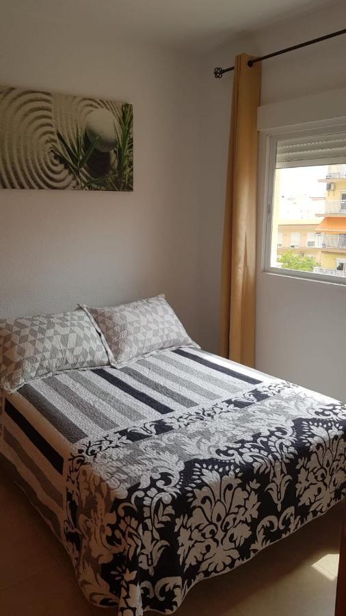 Apartamento En Paseo Maritimo Almeria Luaran gambar
